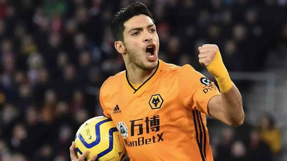 Raúl Jiménez tras extender contrato con Wolves: 'Quiero hacer historia aquí'