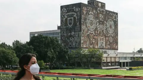 Coronavirus: UNAM posterga actividades presenciales hasta marzo de 2021