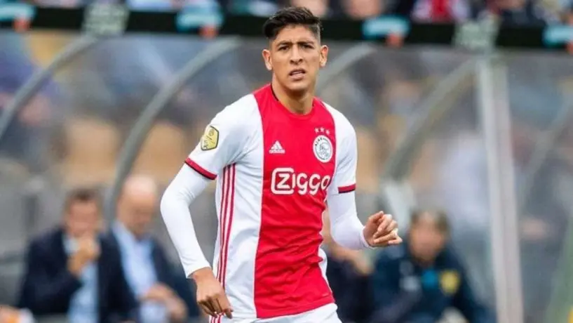 Video: Edson Álvarez recibió 'humillante túnel' en entrenamiento del Ajax