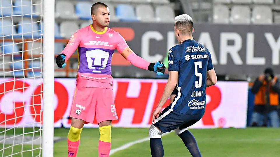 Julio González tras intimidar a Pocho Guzmán en penalti: 'Es mi estilo y creo que sí lo desconcentré'