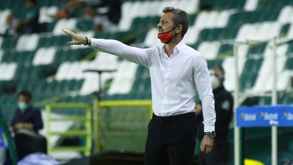Diego Cocca tras caer ante León: 'El equipo se entregó, pero nos falta mucho'