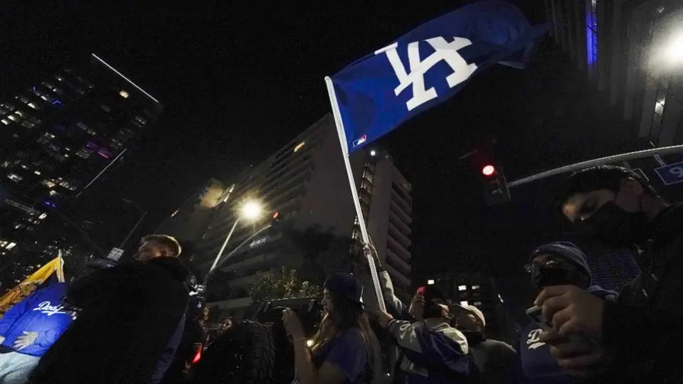 Video: Afición de Dodgers festejó campeonato de Serie Mundial pese a Coronavirus