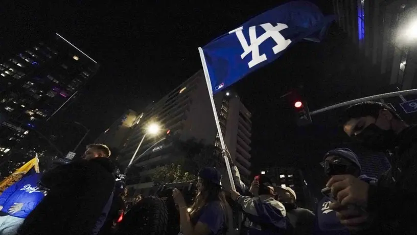 Video: Afición de Dodgers festejó campeonato de Serie Mundial pese a Coronavirus