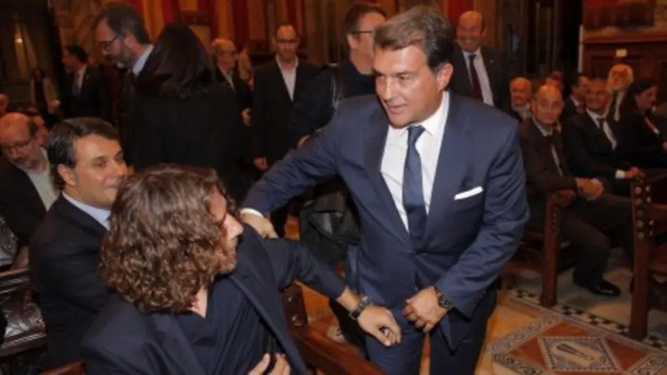 Barcelona: Puyol felicitó a Laporta tras haber ganado presidencia culé