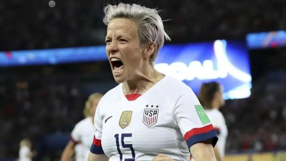 Megan Rapinoe: 'Hemos llenado estadios, batido récords y nos pagan menos que a los hombres'