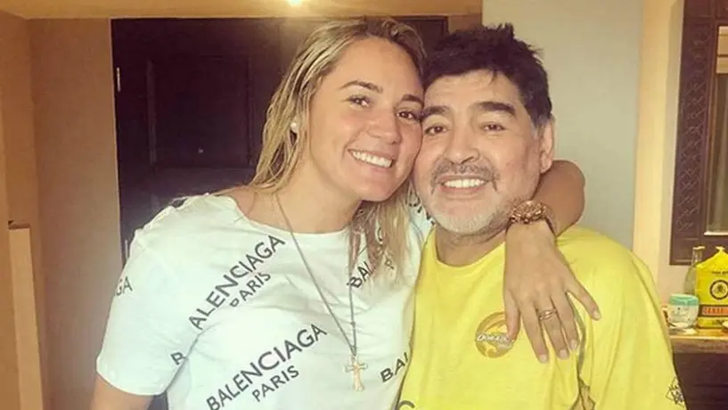 Maradona: Última pareja del Pelusa denunció que no la dejaron entrar al velorio