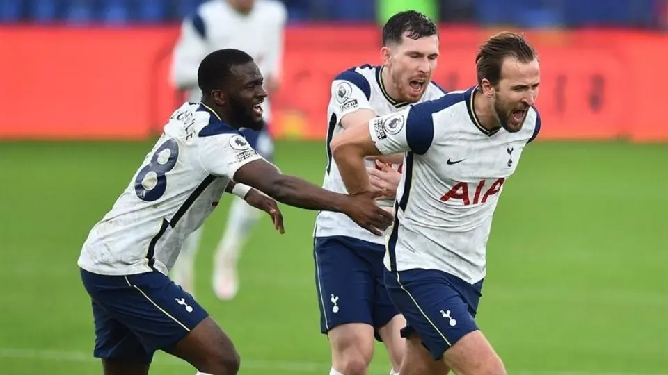 Premier League: Tottenham comprometió el liderato al empatar con Crystal Palace