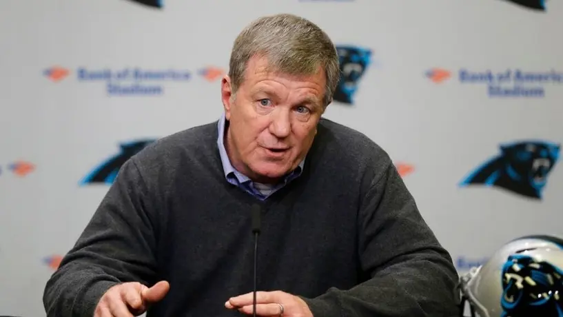 NFL: Panthers despidió a Marty Hurney, su gerente general