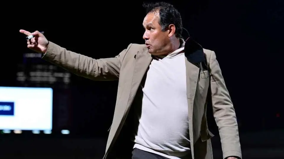 Cruz Azul: Juan Reynoso, candidato "indiscutible" a la selección de Perú, afirma prensa local