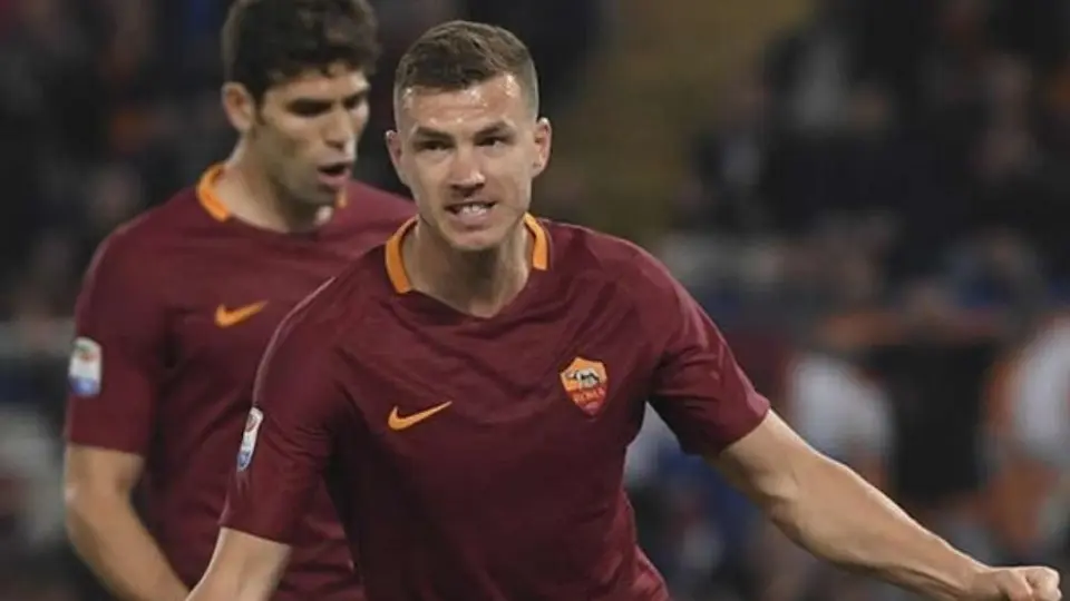 Edin Dzeko se convirtió en papá por tercera vez