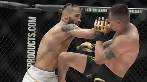 Lux Fight League: Masio Fullen buscará arrebatarle el cinturón Pluma a Diego Lopes en LUX 012