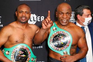 Mike Tyson reveló que fumó marihuana antes de enfrentar a Roy Jones Jr.