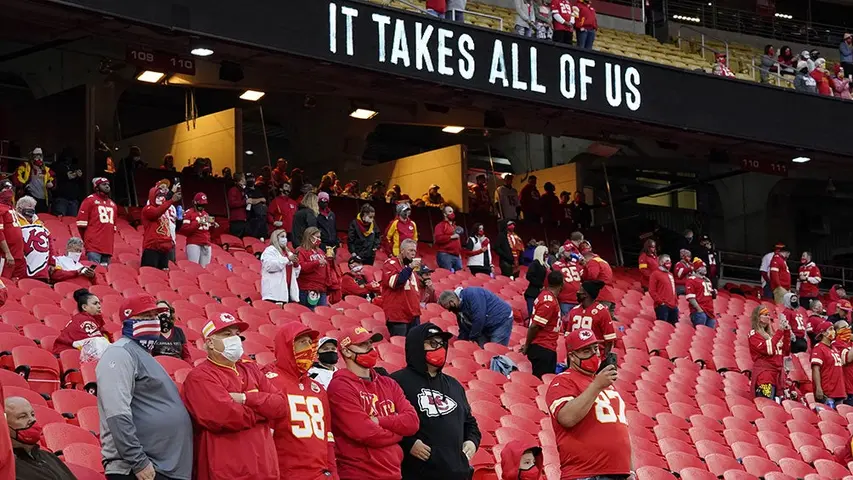 Aficionados en Arrowhead Stadium | AP