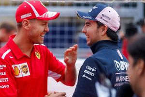 Checo Pérez sobre llegada de Vettel a Aston Martin: 'Se divertirá y serán un equipo fuerte'