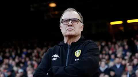 Marcelo Bielsa regañó a su traductor en plena conferencia de prensa