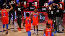Thunder despertó y venció a los Rockets en tiempo extra