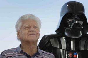 Falleció Dave Prowse, actor que interpretó a Darth Vader en Star Wars