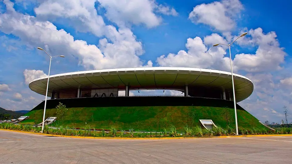 Chivas: A 10 años de la inauguración del Estadio Akron