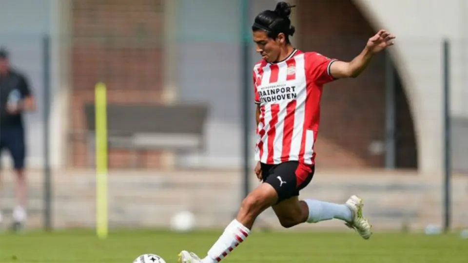 Érick Gutiérrez: Presumió entrenamiento con balón después de su lesión