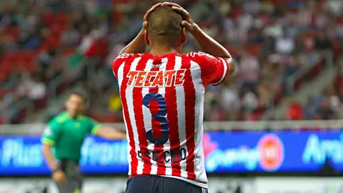 Salcido sobre su experiencia en Clásicos: 'Lloré después de una expulsión'