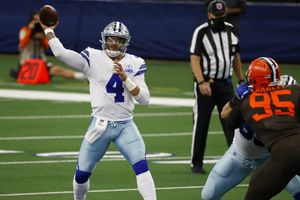 Cowboys: Dak Prescott y Dallas, por la victoria ante los Giants de Jason Garrett