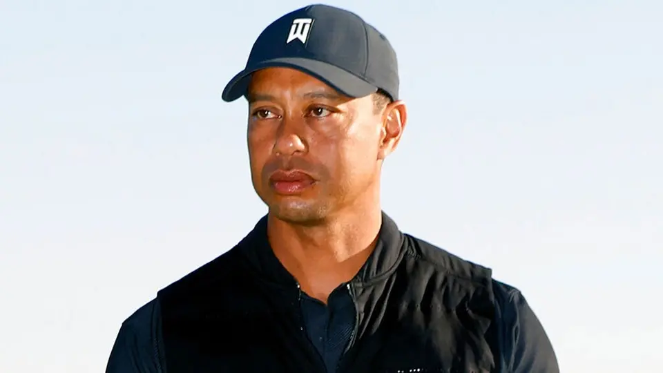 Tiger Woods, herido de gravedad tras sufrir aparatoso accidente de carro