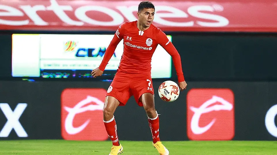 América: Las Águilas oficializaron los fichajes de Pedro Aquino y Alan Medina