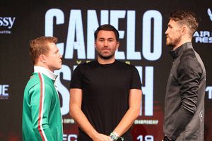Canelo Álvarez y Callum Smith registran 168 libras en ceremonia de pesaje