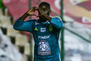 Joel Campbell: La increíble historia detrás de su festejo a lo Tik Tok