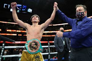 Ryan García noqueó a Luke Campbell y obtuvo el título interino ligero del CMB