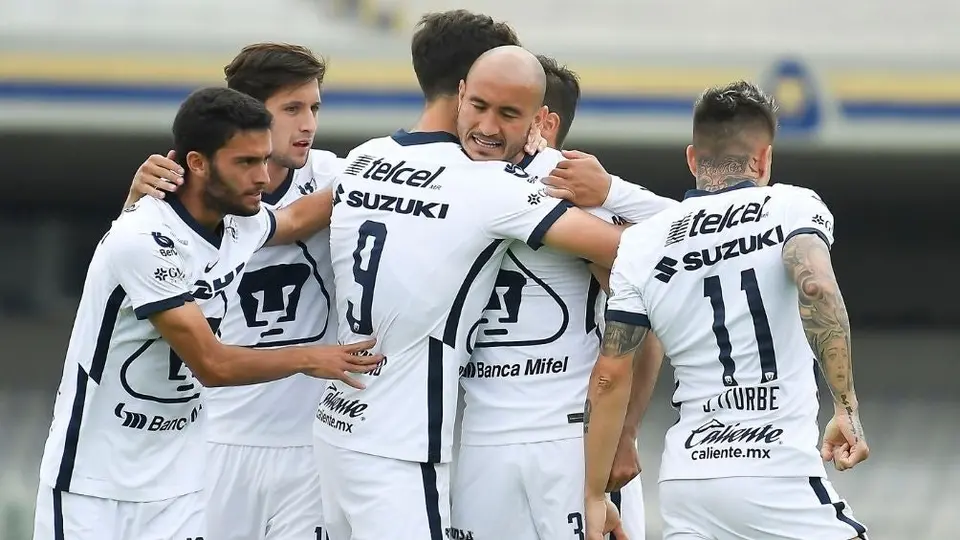 Pumas: Clubes y jugadores se unen a las felicitaciones al Club Universidad