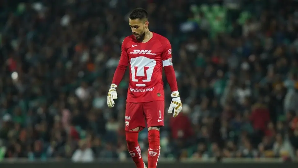 Pumas: Aficionados celebran la salida de Alfredo Saldívar del equipo