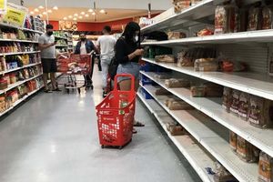 Huracán Delta: Compras de pánico en Cancún por la llegada de la tormenta