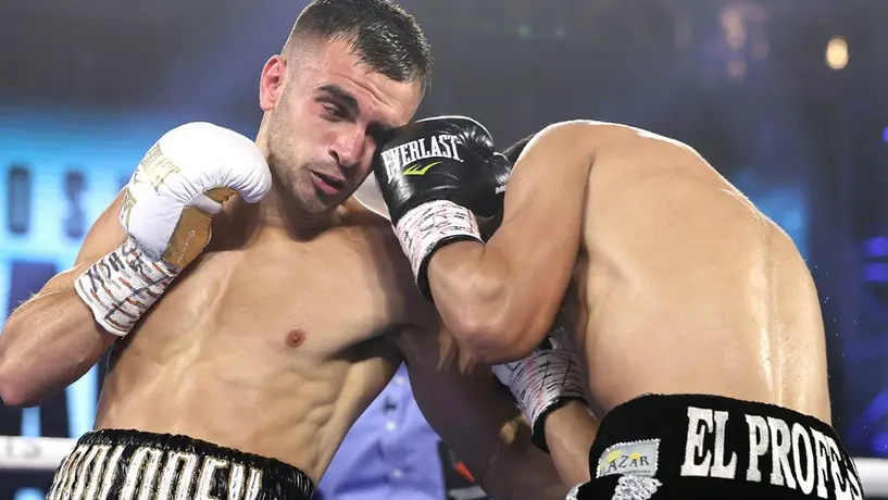 Joshua Franco: Retuvo título Supermosca tras pelea sin decisión y con polémica vs Moloney