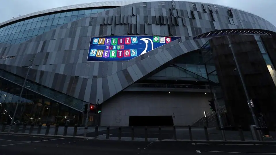 Tottenham se unió a los festejos del 'Día de Muertos'