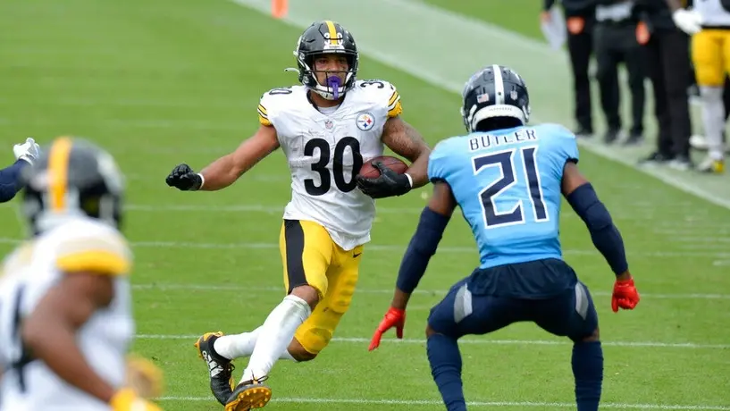 Steelers: Juju Smith y James Conner fueron multados por romper código de vestimenta