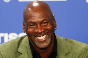 Michael Jordan hizo millonario donativo para construir hospitales en Carolina del Norte