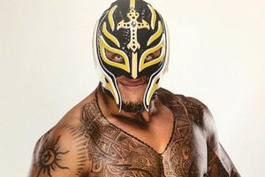 WWE: Rey Mysterio confesó que tuvo Covid-19 junto con su hijo