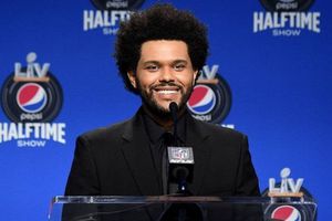 The Weeknd: Descubre los mejores memes sobre quién acompañará al cantante en el SBLV