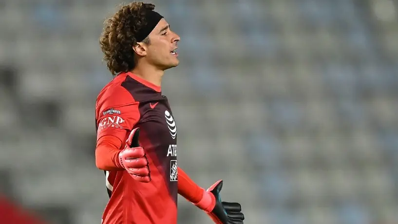 Guillermo Ochoa se quejó de comparaciones con Luisito Comunica: "No me ching..."