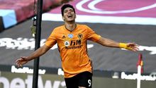 Raúl Jiménez: América envió jersey alternativo al delantero de Wolverhampton
