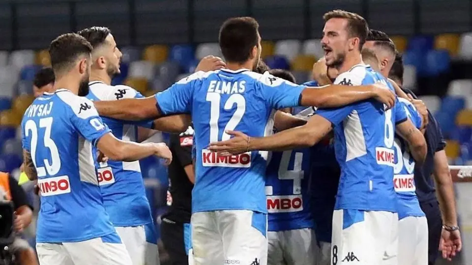Chucky Lozano: Napoli confirmó que no hay nuevos casos de Covid 19 después de su quinta prueba