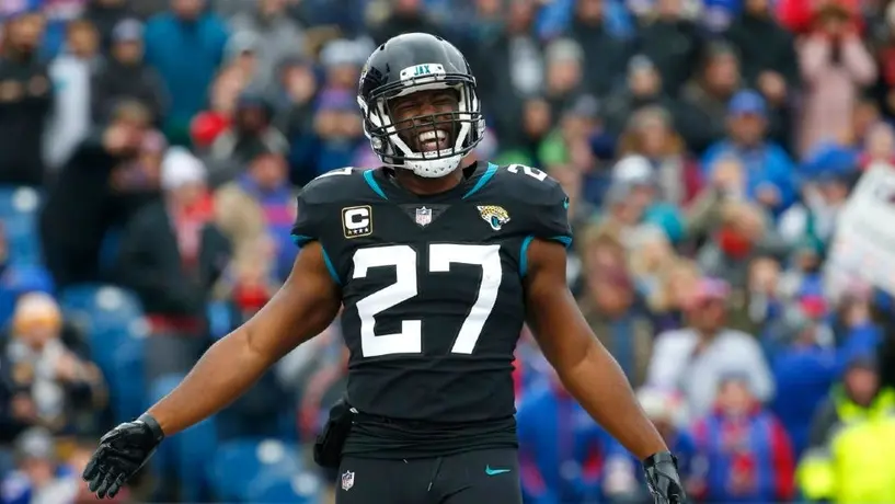 NFL: Fournette presentó una queja vs Jaguars por 4.167 millones de dólares