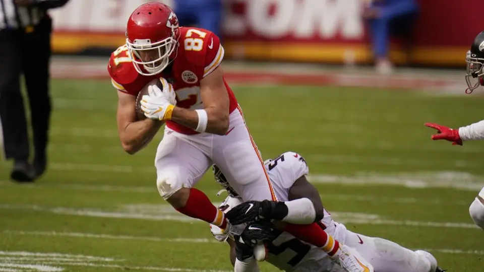 Chiefs: Travis Kelce estableció récord de yardas para un TE en una temporada