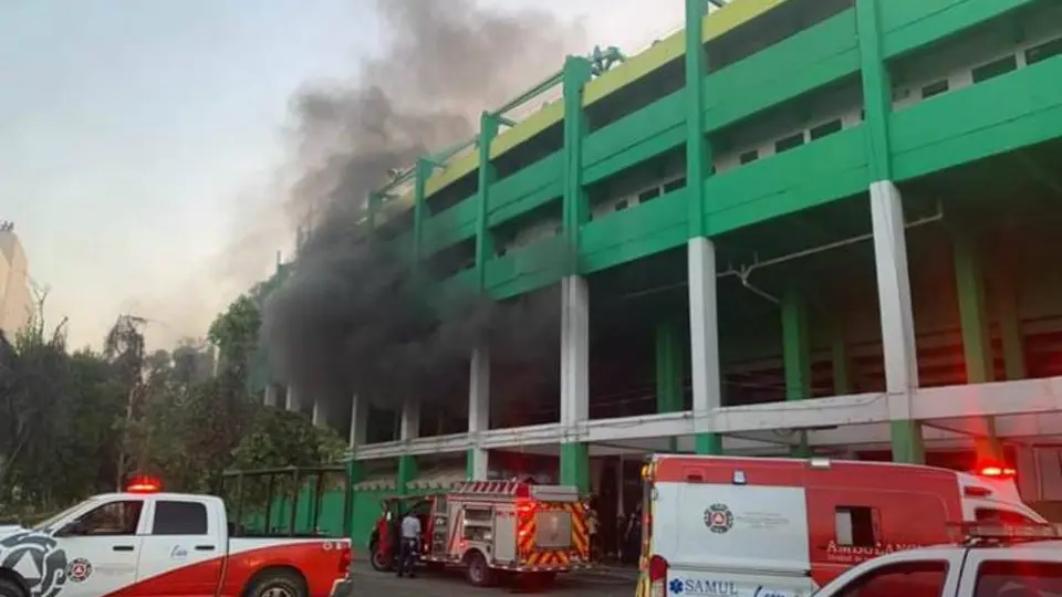León: Se incendió una bodega del Estadio; se reporta un detenido
