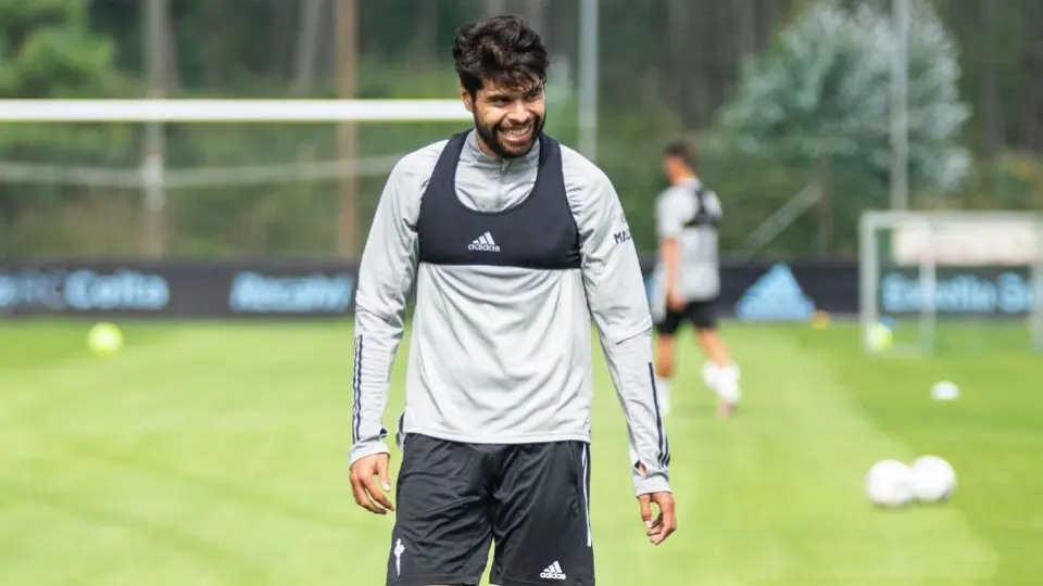 Néstor Araujo: 'Sabemos lo que los equipos nos pueden hacer, hay que ser cuidadosos'