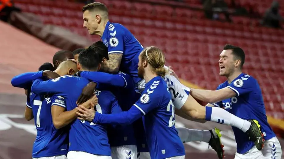 Premier League: Everton derrotó a Liverpool y se quedó con el derbi de Mereyside