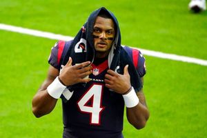 Texans: Nick Caserio reiteró compromiso para que Deshaun Watson se mantenga en Houston
