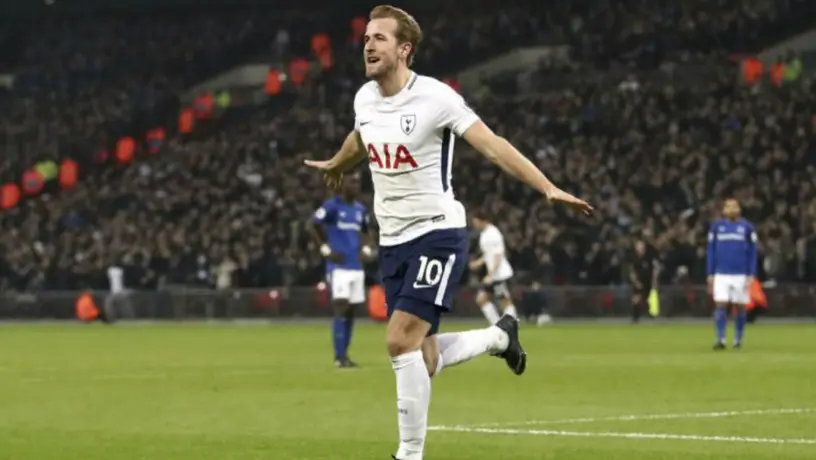 Harry Kane: El delantero del Tottenham anunció el nacimiento de su primer hijo