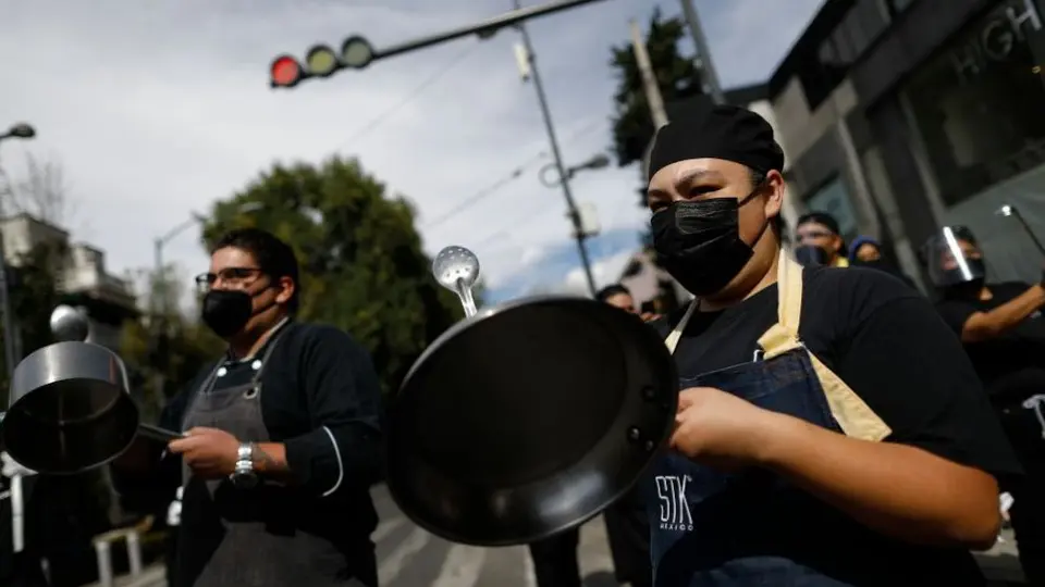 México alcanzó un millón 571 mil 901 infectados de coronavirus; muertes ascienden a 136 mil 917